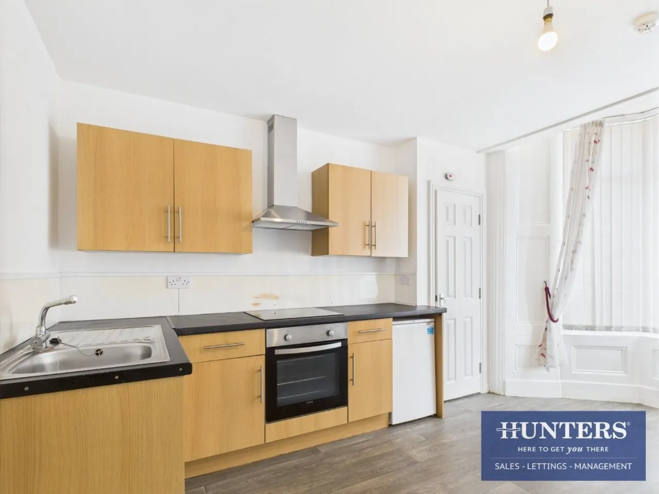 Worcester Terrace, Ashbrooke, SR2, photo 5