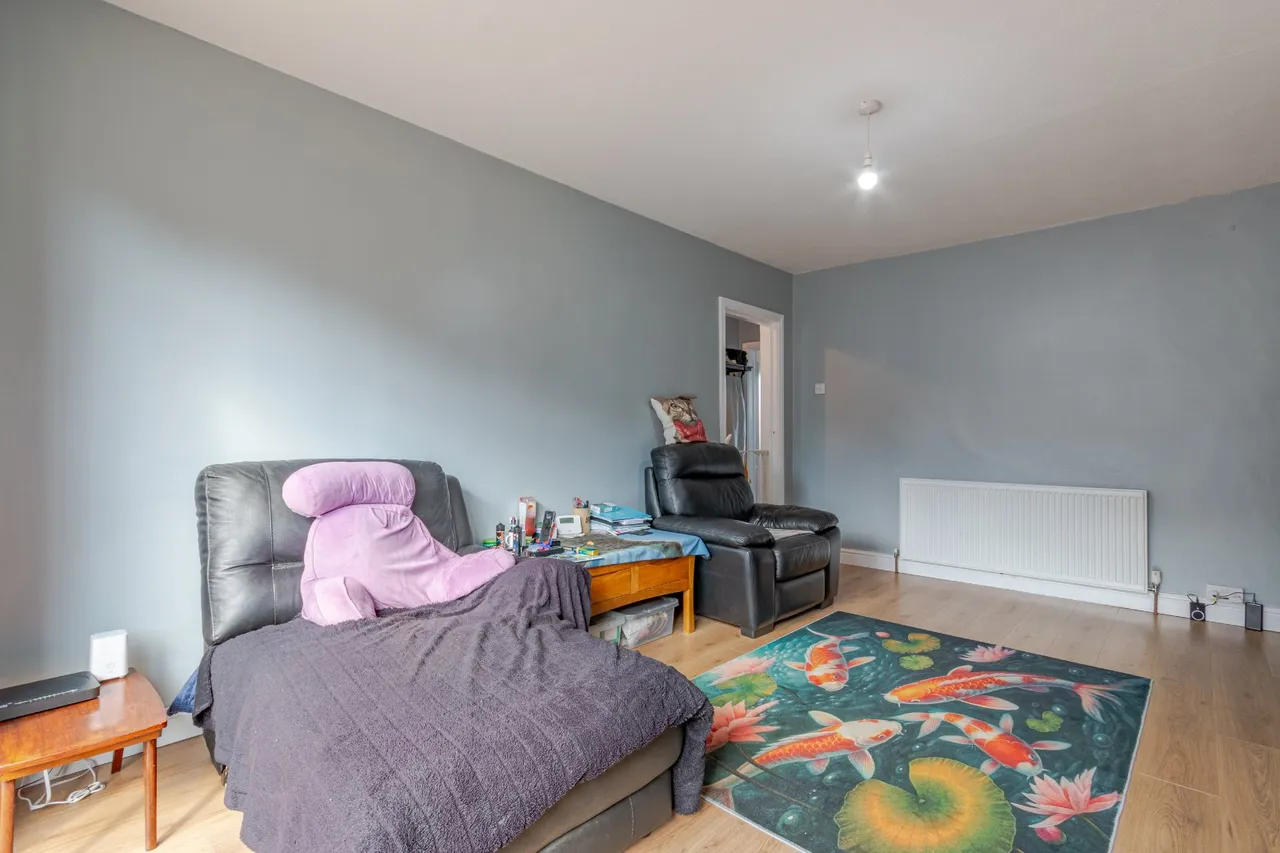Roundhill Mount, Bingley, BD16, photo 9