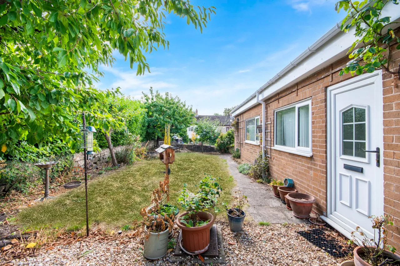 Main Street, Oldcotes, S81, photo 20