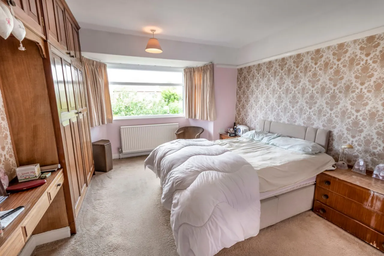 Main Street, Oldcotes, S81, photo 14
