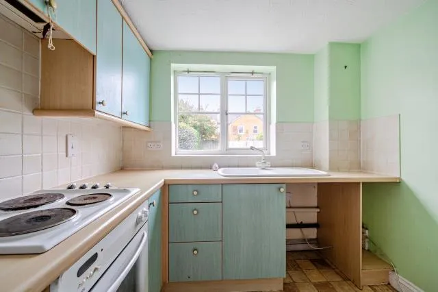 Windsor Court, Newbury, RG14, photo 4