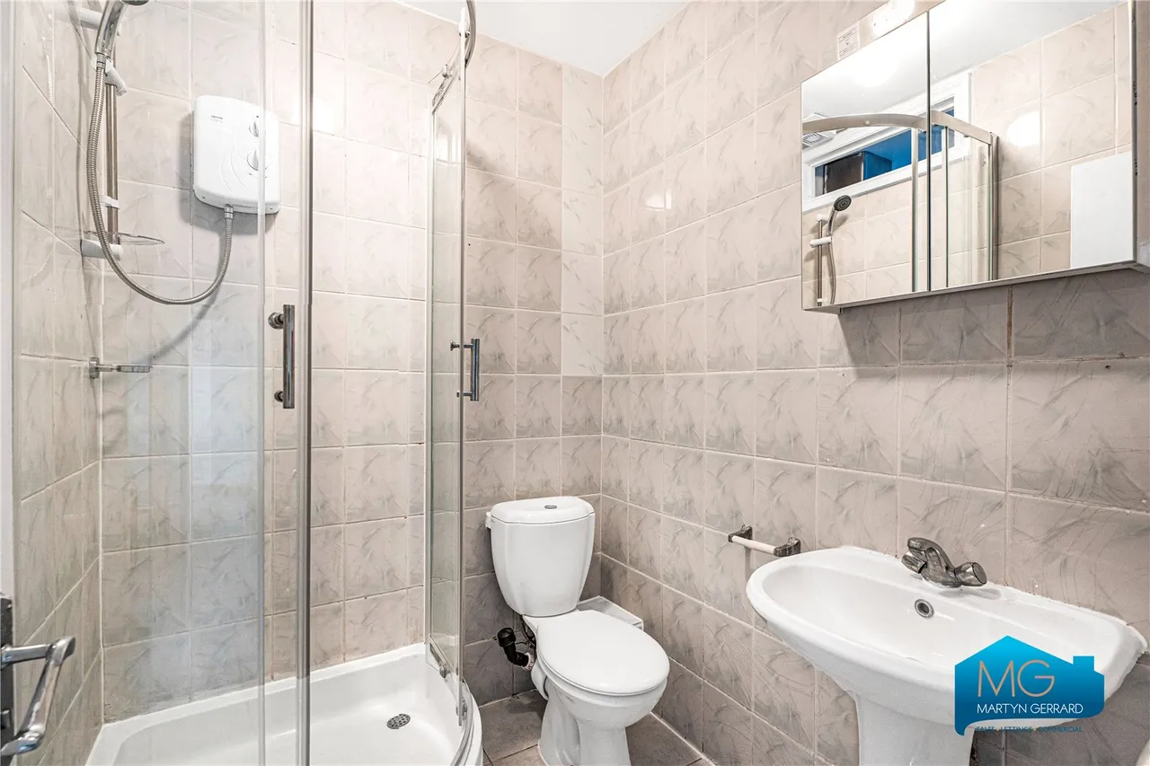 Myddleton Road, London, N22, photo 5
