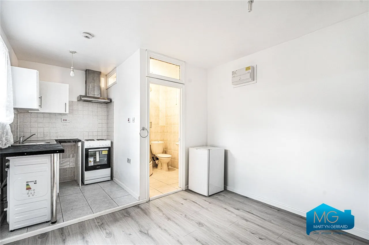 Myddleton Road, London, N22, photo 4