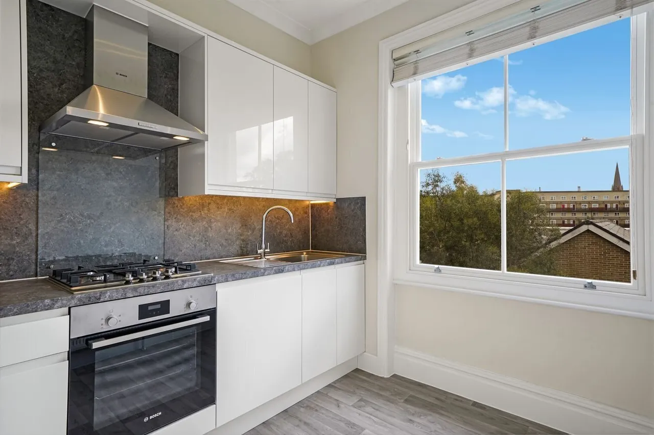 Brondesbury Villas, Kilburn, London, NW6, photo 10
