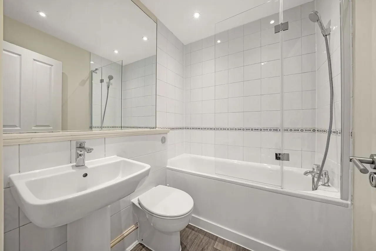Brondesbury Villas, Kilburn, London, NW6, photo 7