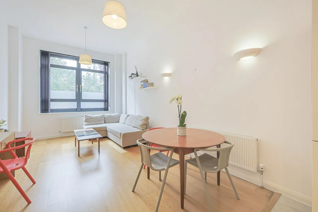 Larden Road, London, W3, photo 5