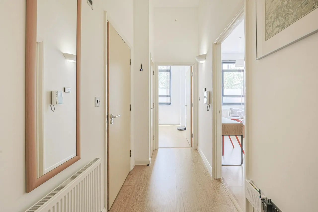 Larden Road, London, W3, photo 10