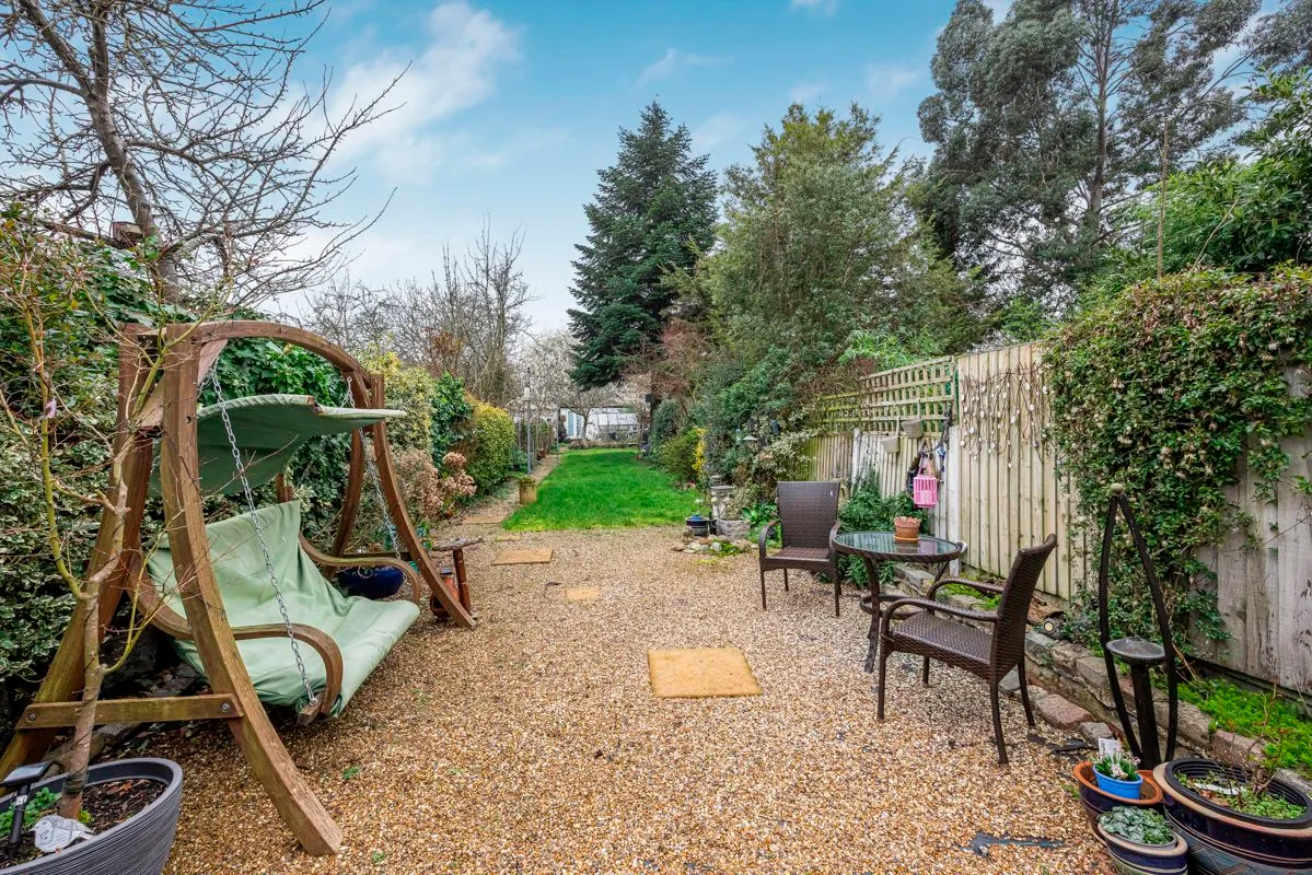 Hazelbrouck Gardens, Ilford, Essex, IG6 2XL, photo 9