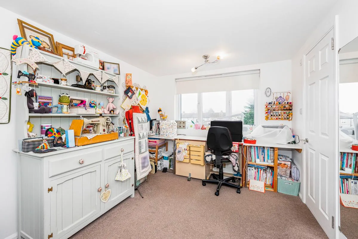 Hazelbrouck Gardens, Ilford, Essex, IG6 2XL, photo 17