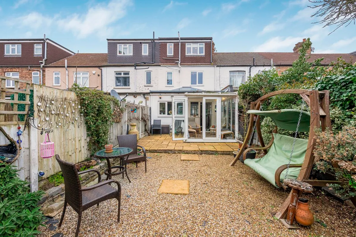 Hazelbrouck Gardens, Ilford, Essex, IG6 2XL, photo 11