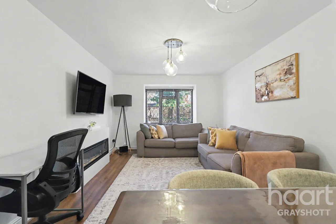 Headley Road, Grayshott, GU26, photo 2