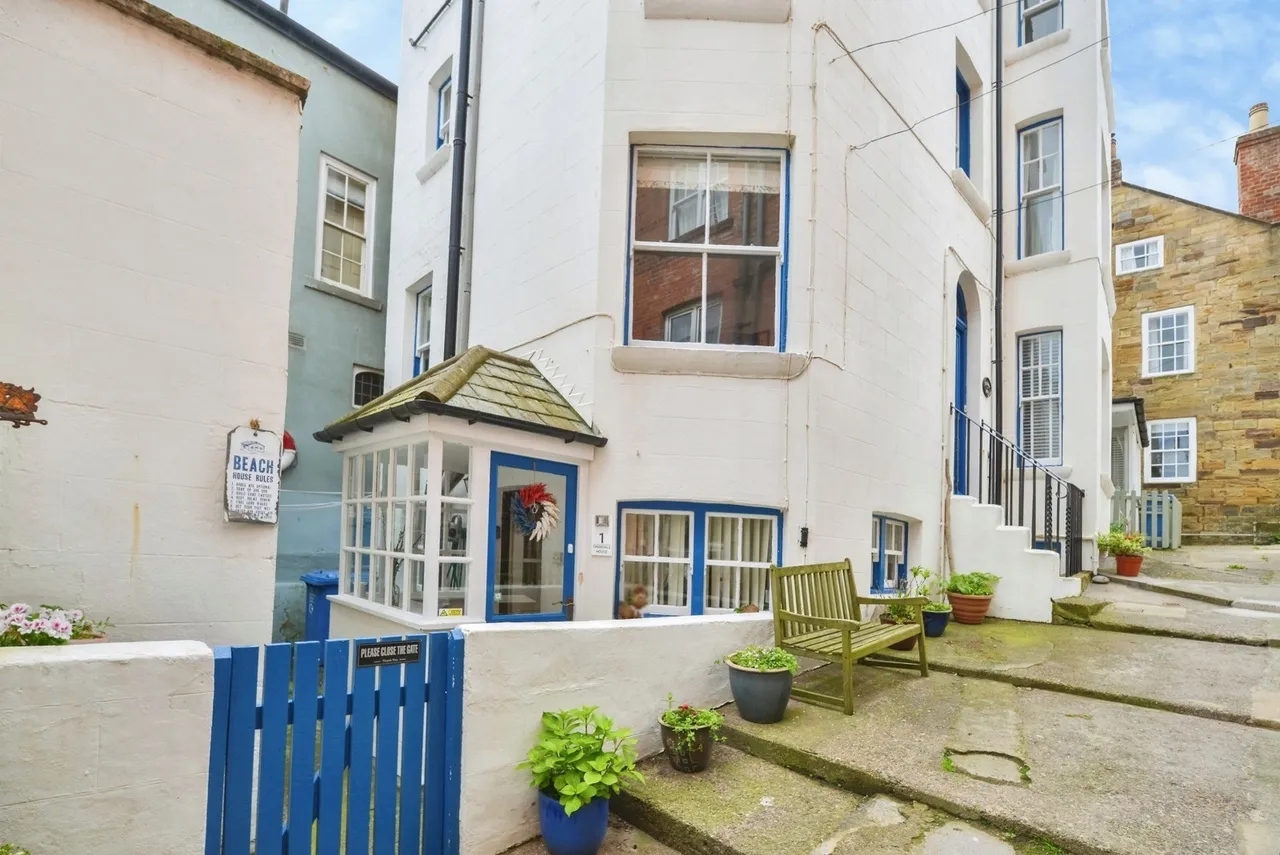 2 bed flat for sale — Smardale House, WHITBY, North Yorkshire, YO21