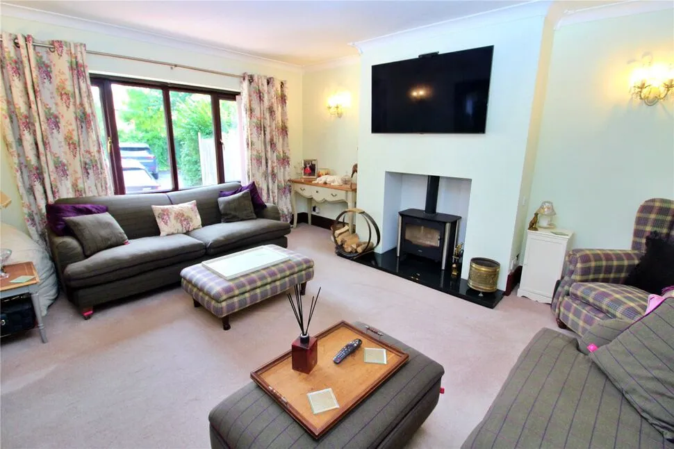 The Orchards, Crossgates, West Yorkshire, LS15, photo 6