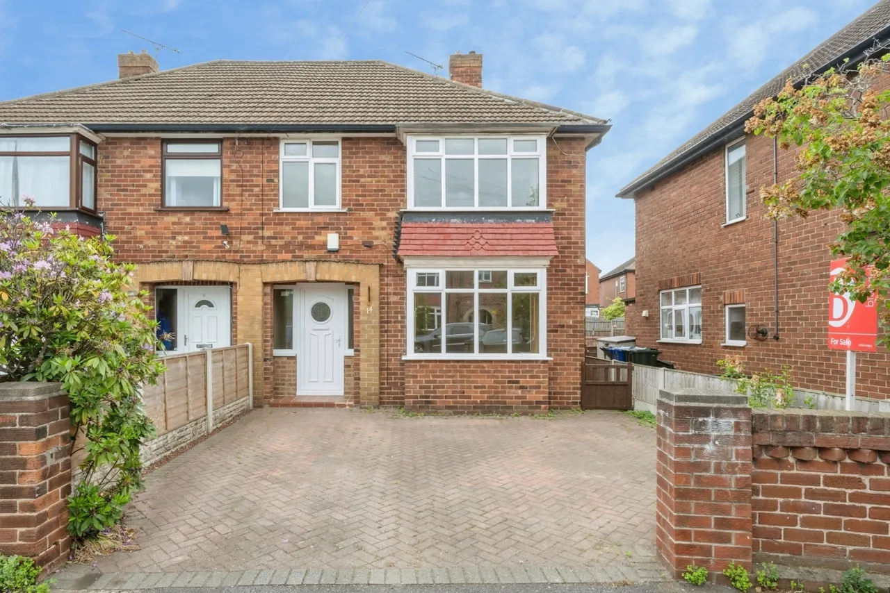 3 bed house for sale — Sunningdale Road, DONCASTER, South Yorkshire, DN2