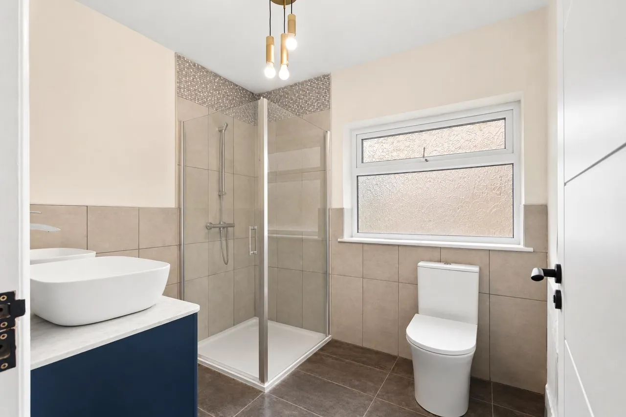 Leybourne Drive, Nottingham, NG5, photo 8