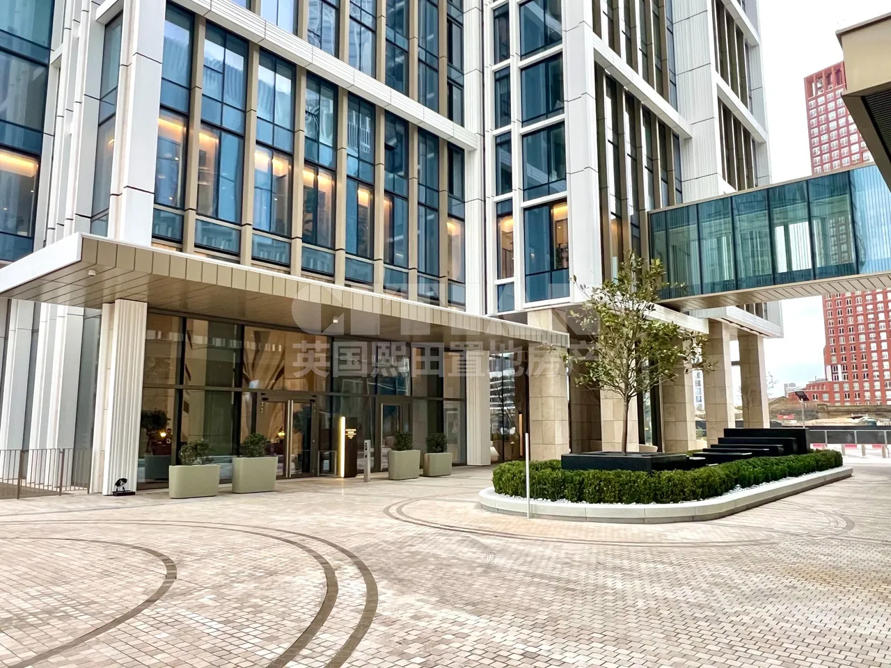 Nine Elms Ln, London, SW8, photo 13