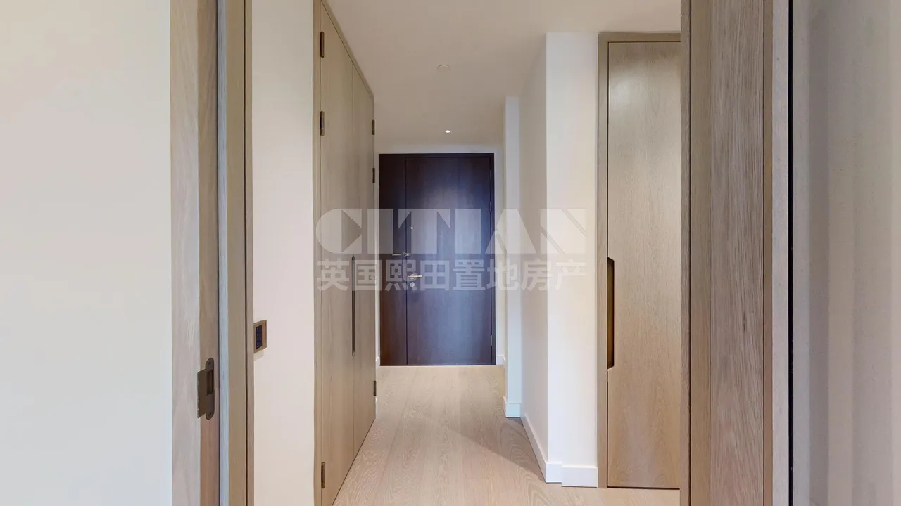 Nine Elms Ln, London, SW8, photo 9