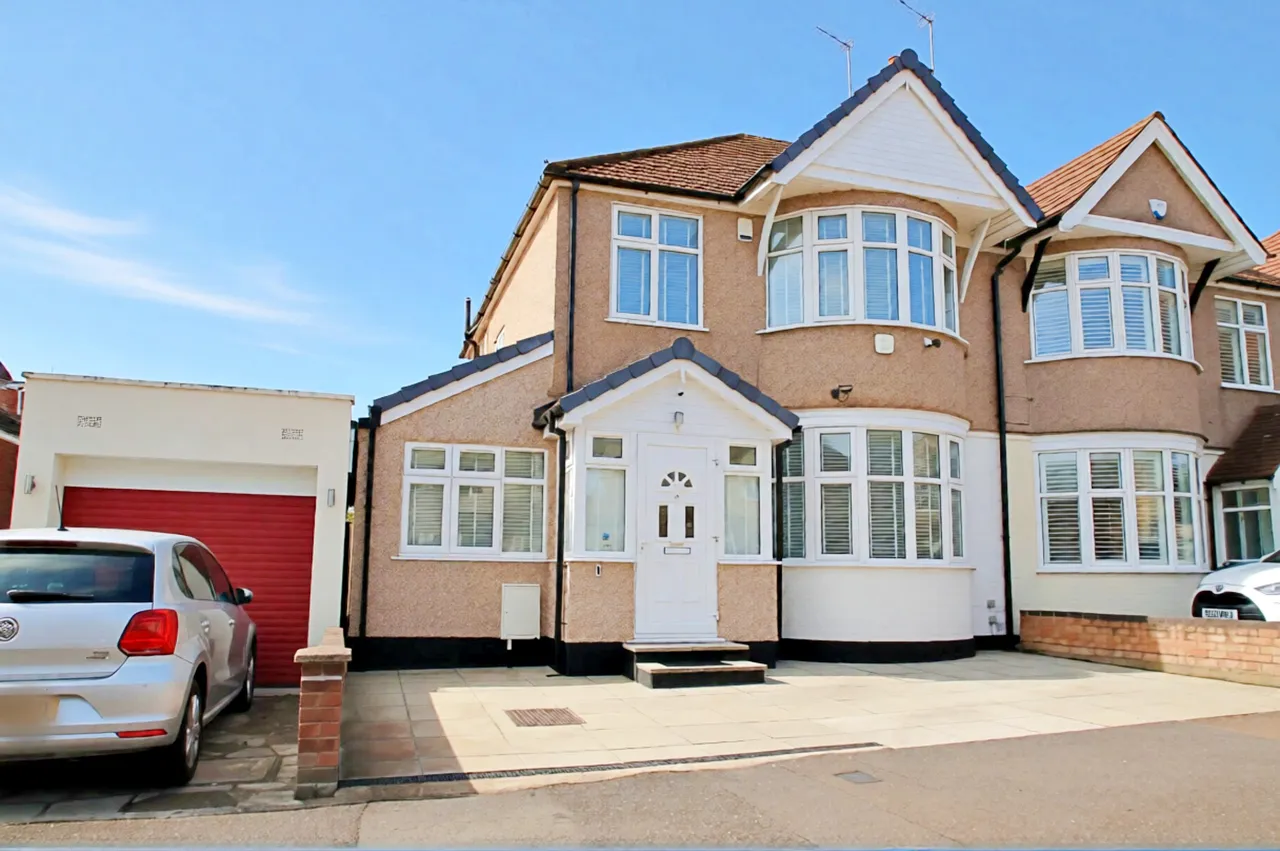 4 bed house for sale, Rusland Park Road, Harrow, HA1