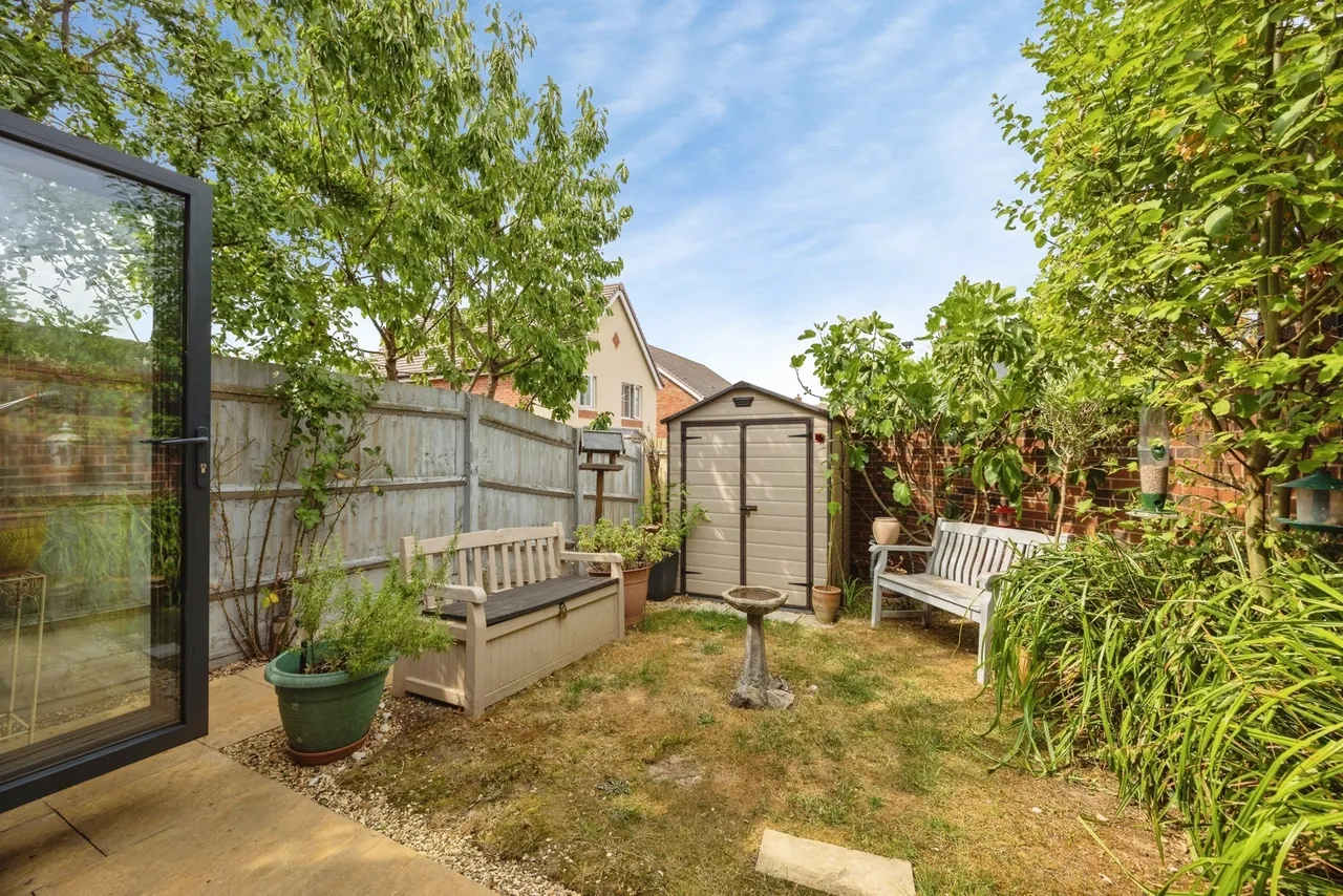 Brickwork Avenue, Liphook, GU30, photo 12
