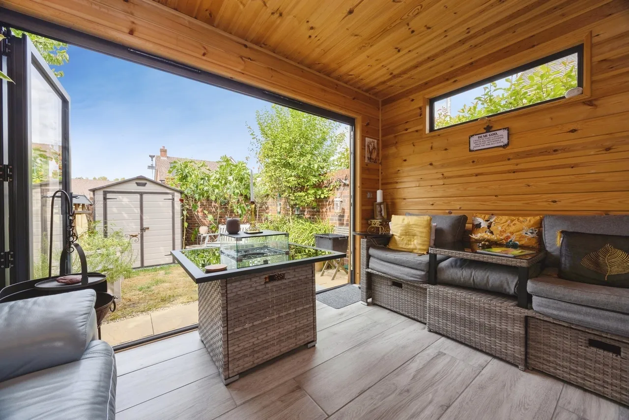 Brickwork Avenue, Liphook, GU30, photo 16