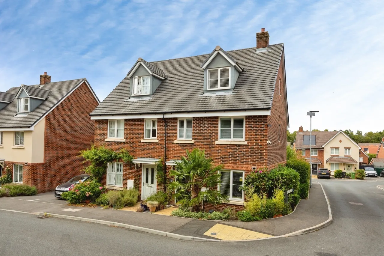 Brickwork Avenue, Liphook, GU30, photo 20