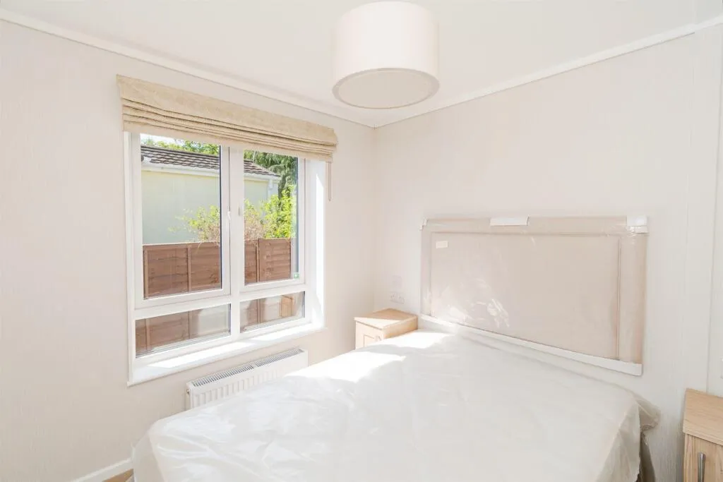 Canada Road, West Wellow, ROMSEY, photo 9
