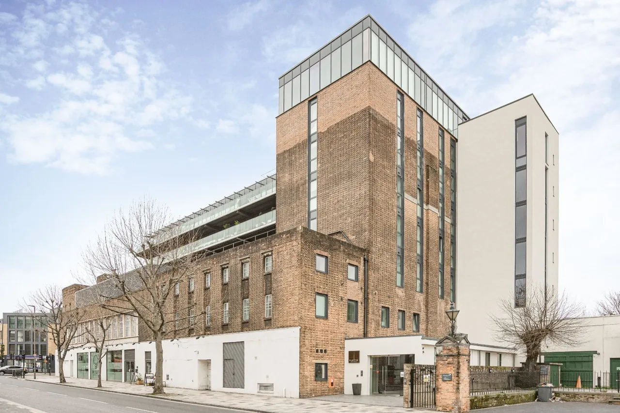 St. John's Hill, London, SW11, photo 13