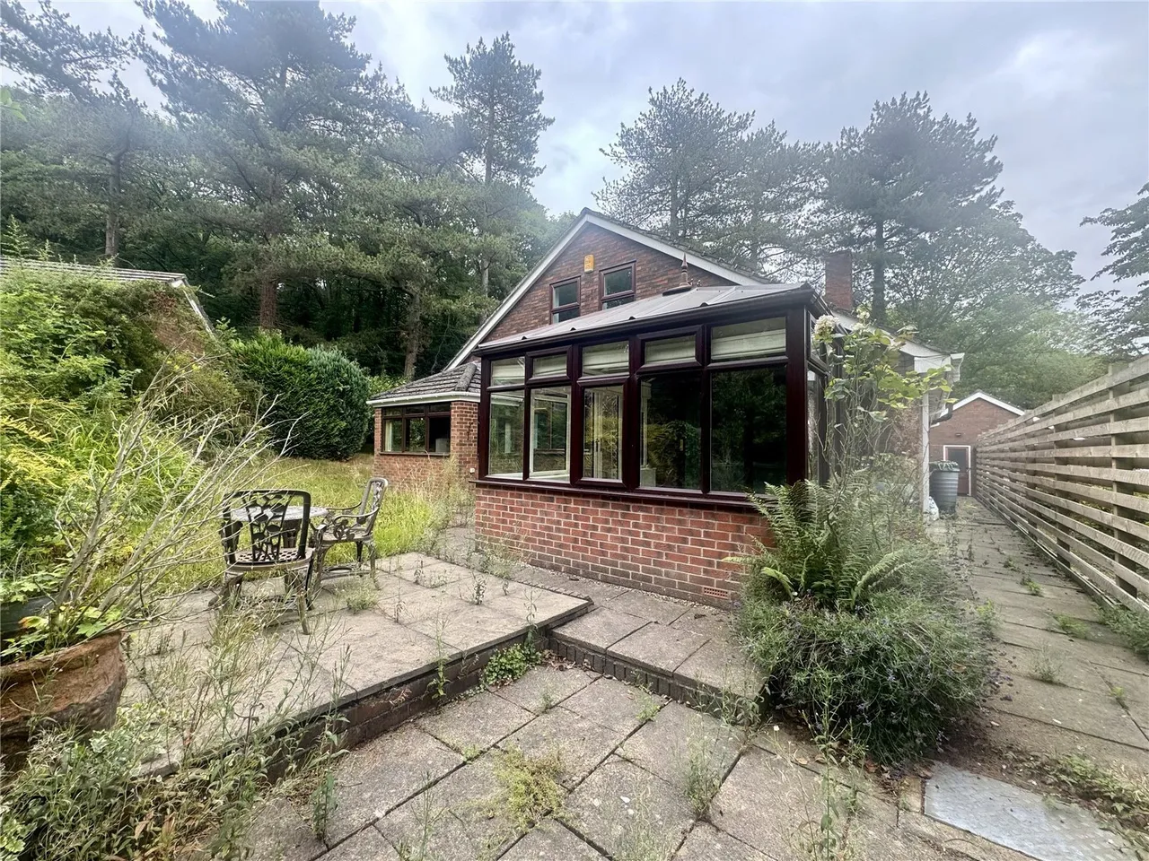 Old Road, Chesterfield, Derbyshire, S40, photo 2