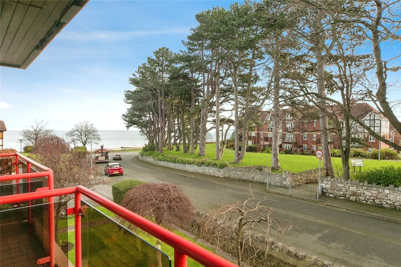 Llannerch Court, Rhos on Sea, LL28, photo 5