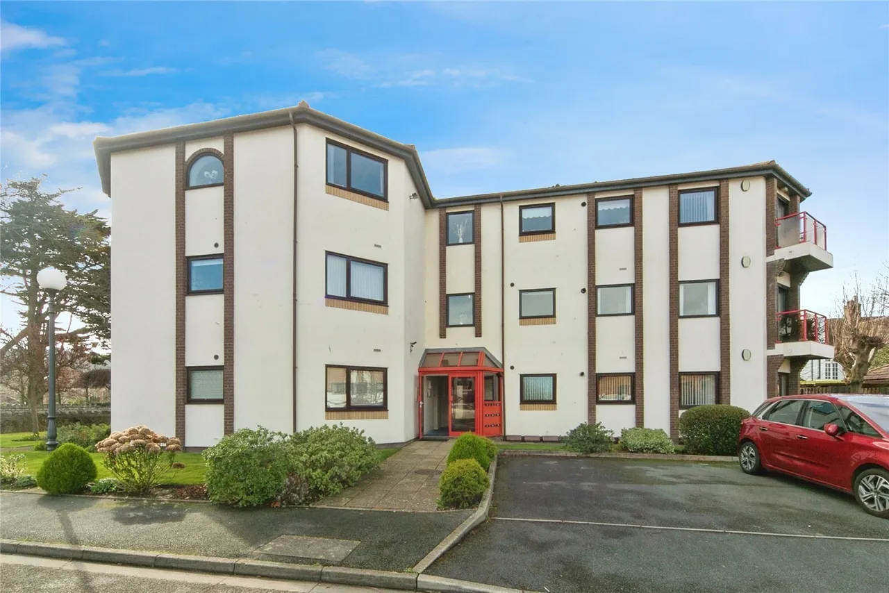 Llannerch Court, Rhos on Sea, LL28, photo 12