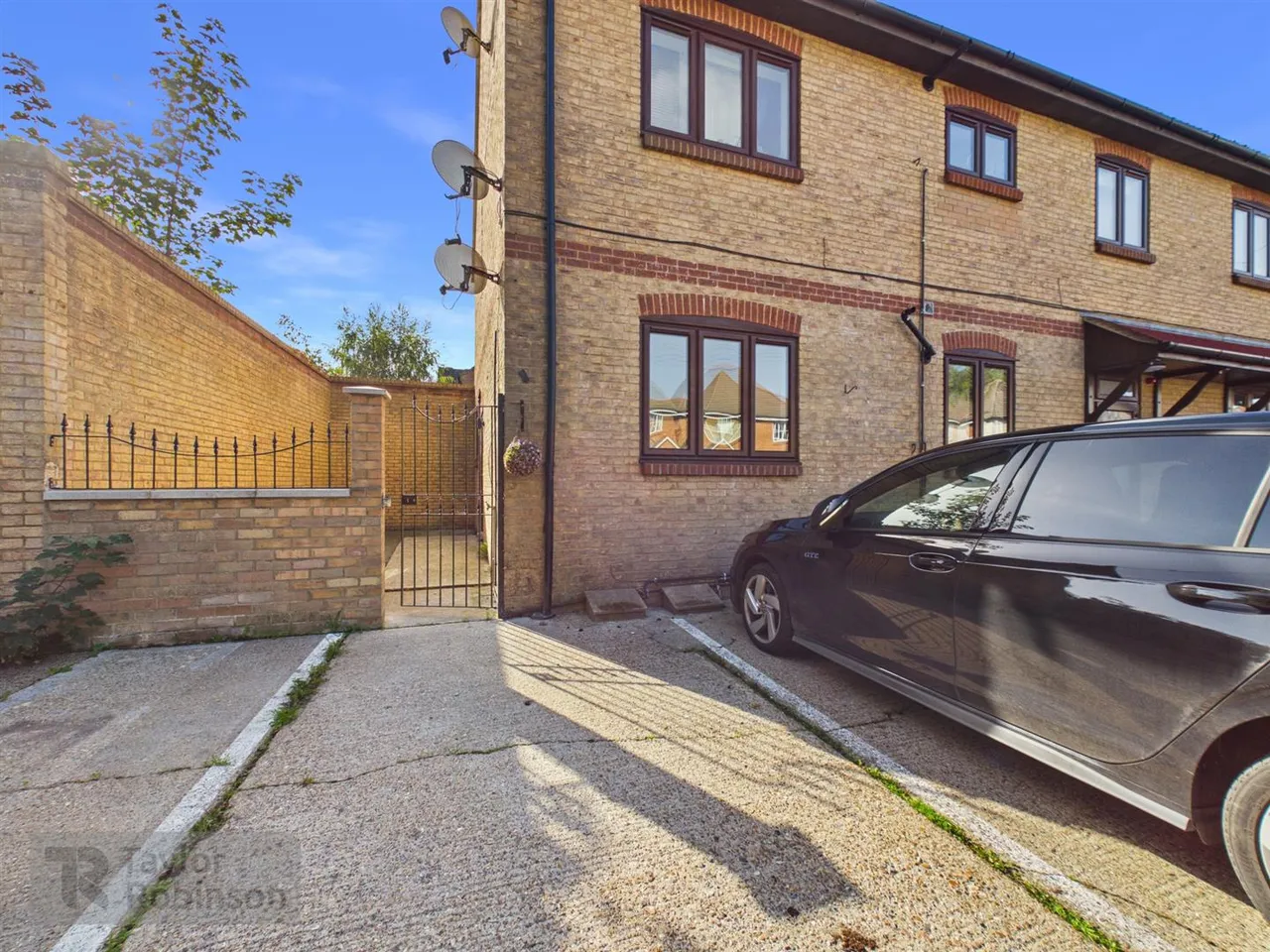 1 bed property to rent, Portland Road, Dorking, RH4