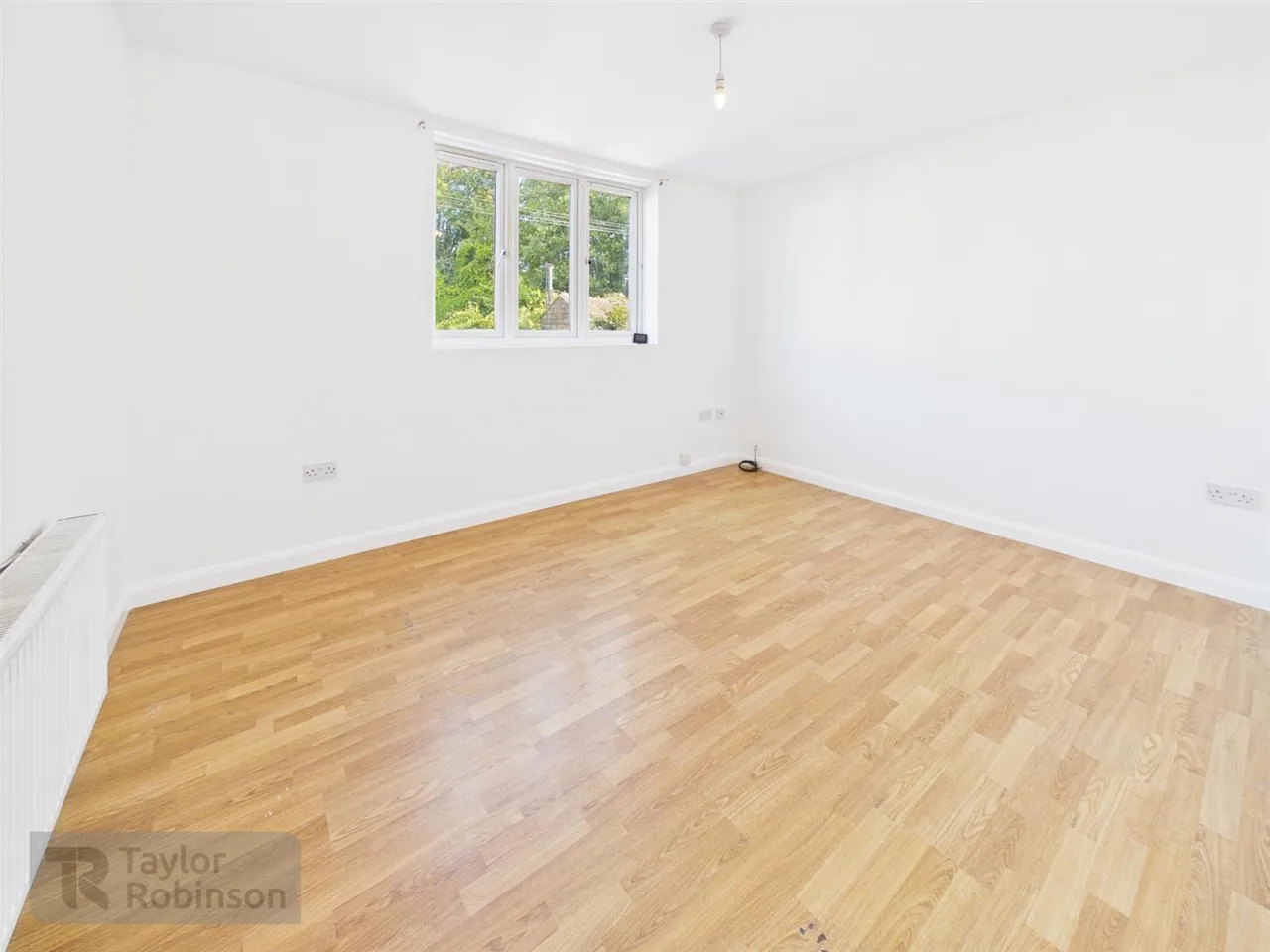 Portland Road, Dorking, RH4, photo 3