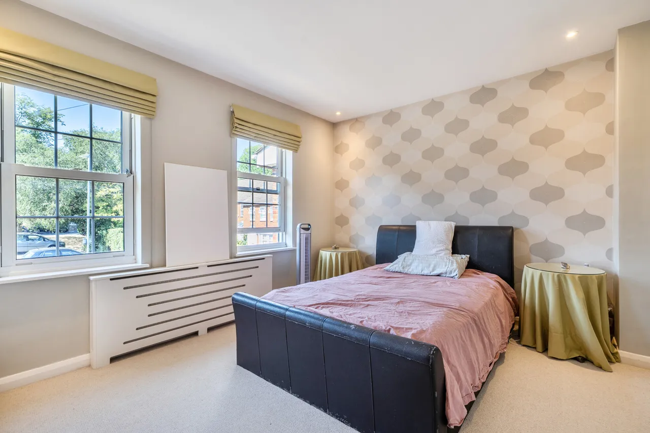 Rising Hill Close, Northwood, HA6, photo 11