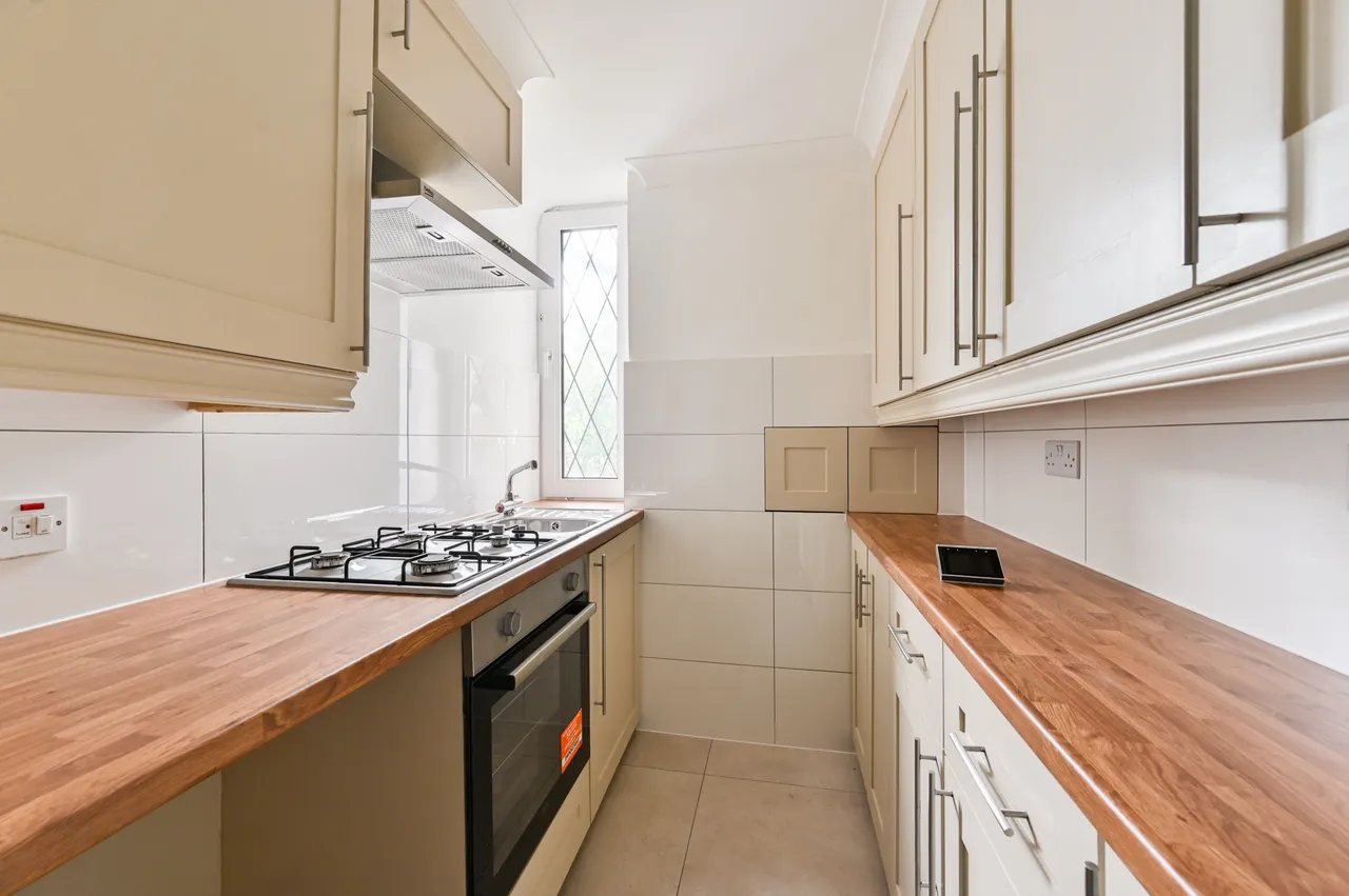 18 McManus House, York Road, London, photo 3