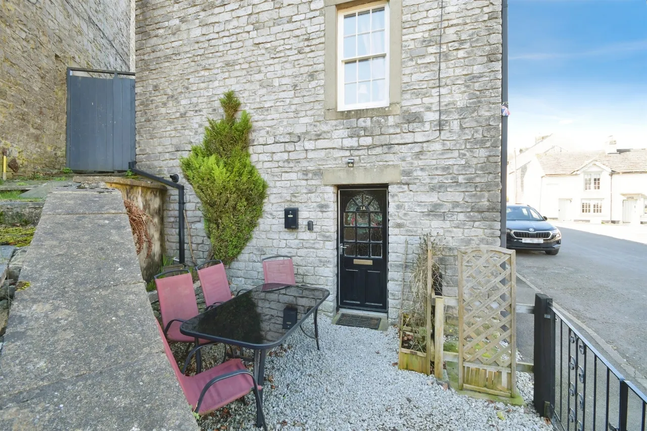 Market Square, Tideswell, SK17, photo 15