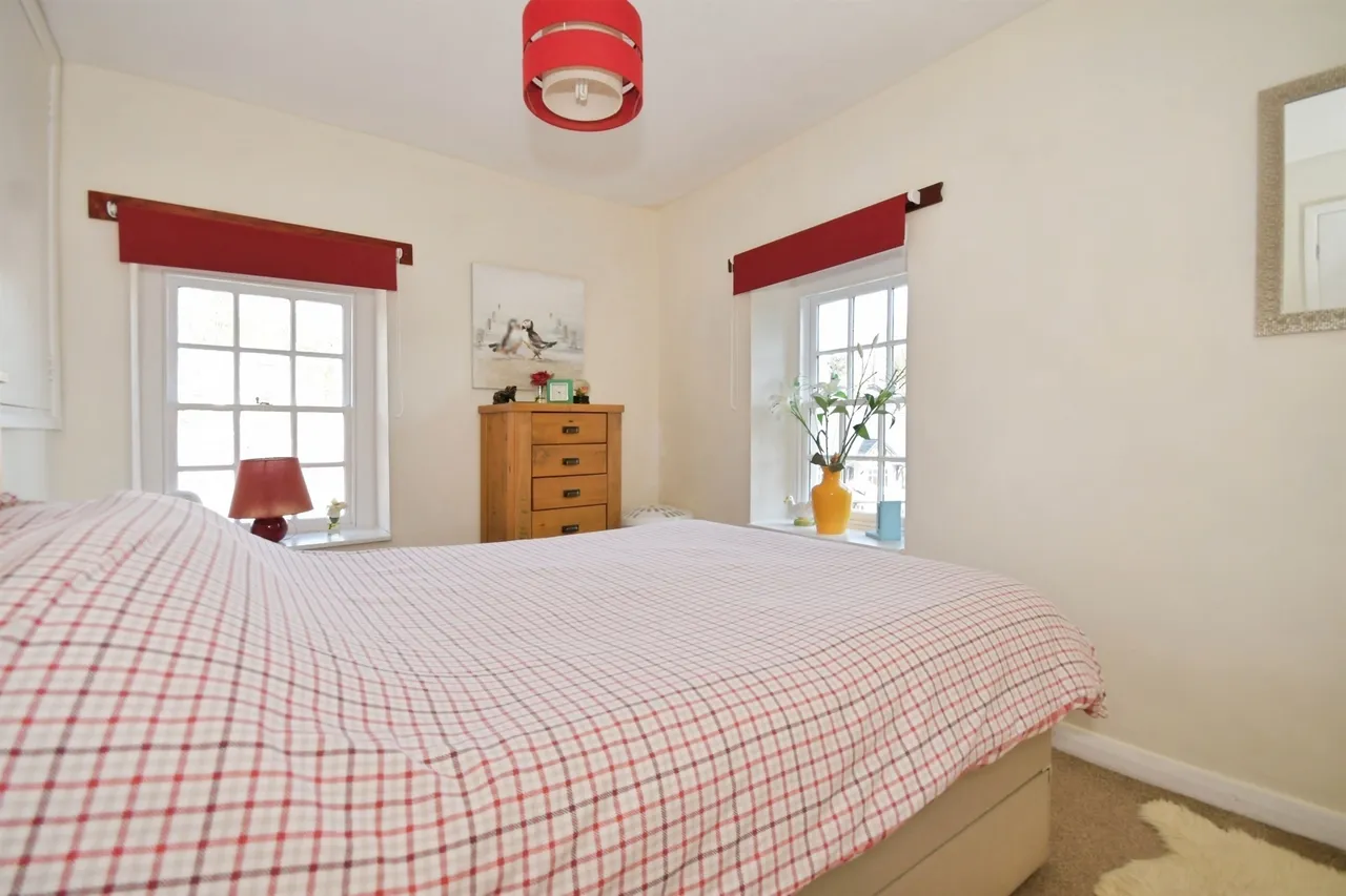 Market Square, Tideswell, SK17, photo 11