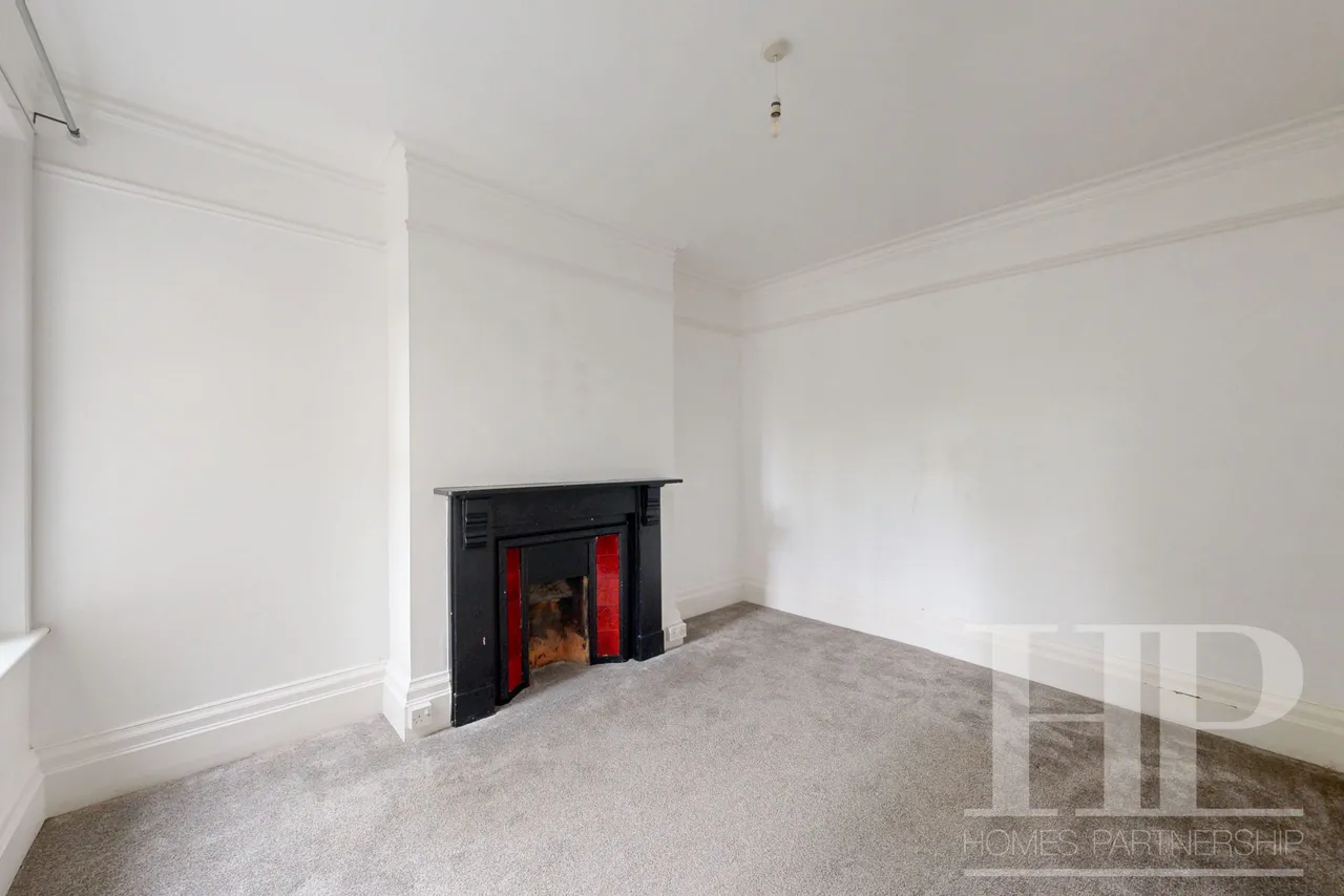 Grosvenor Road, East Grinstead, RH19, photo 7