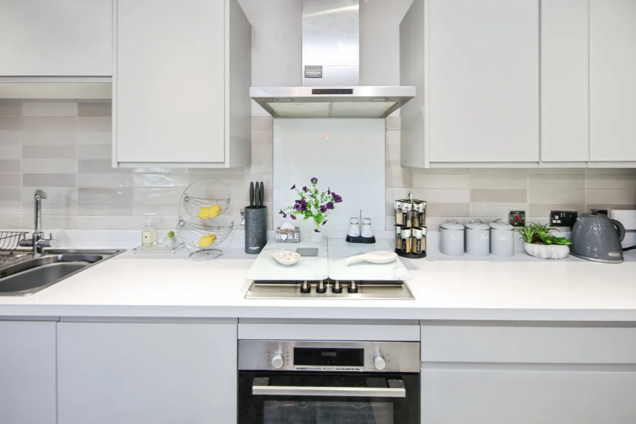Spruce Road, Nuneaton, CV10, photo 7