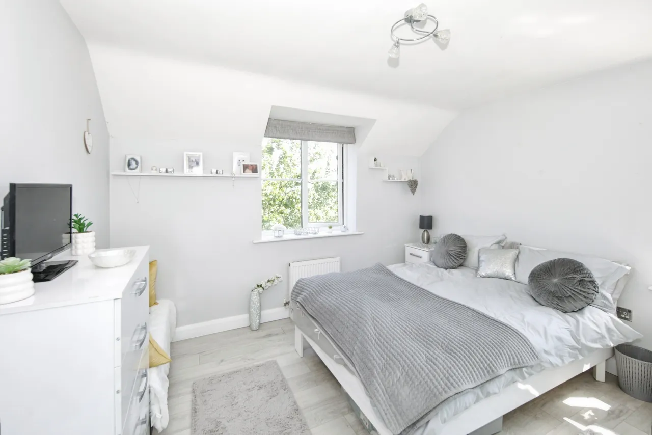 Spruce Road, Nuneaton, CV10, photo 12