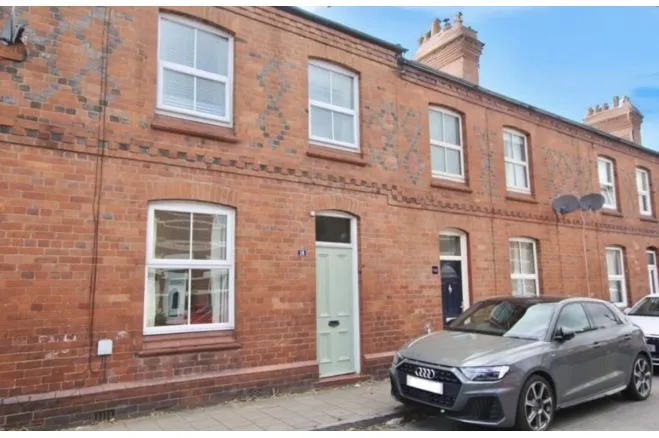 2 bed house for sale — Hartington Street, Chester