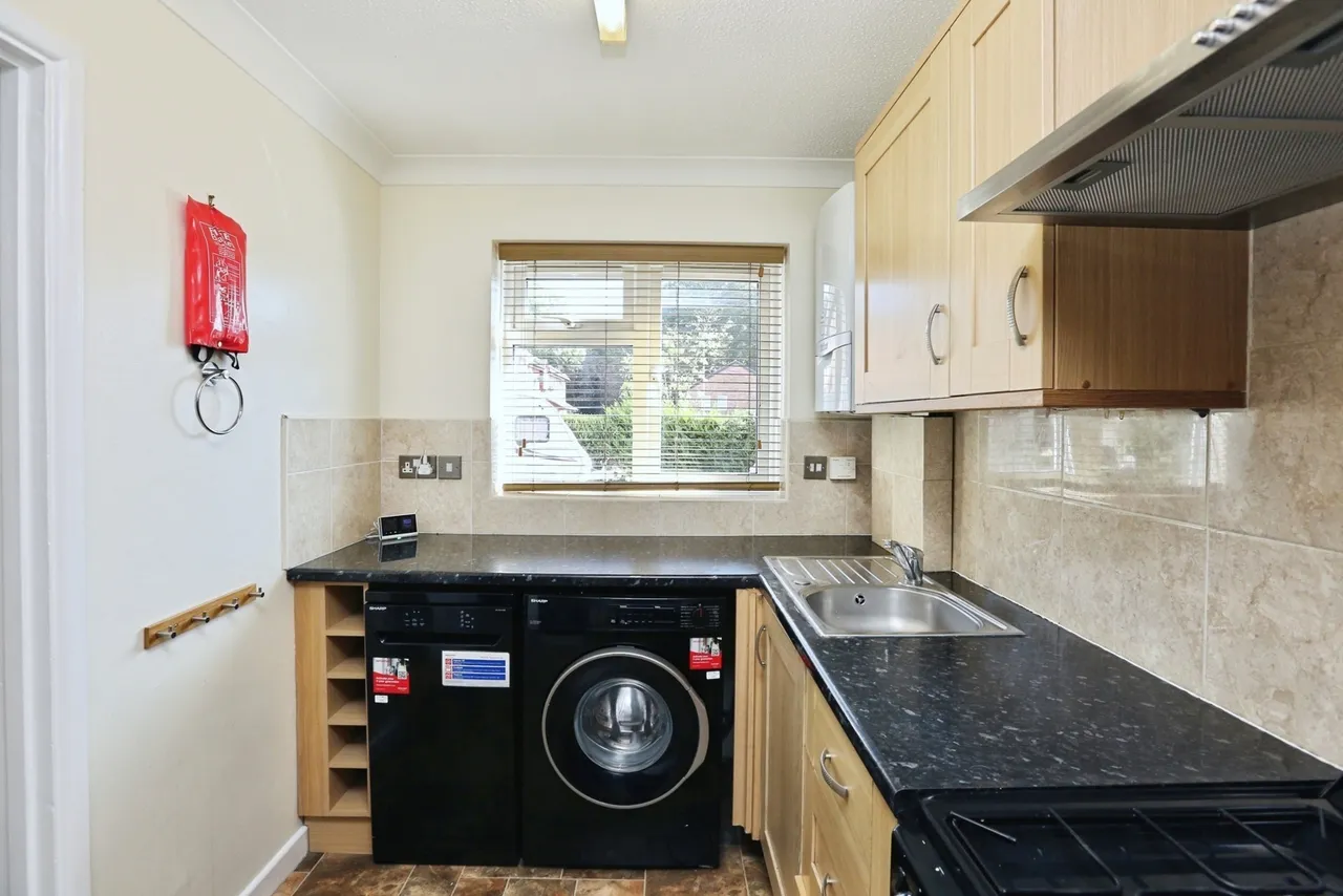 Woolwich Close, Bursledon, SO31, photo 7