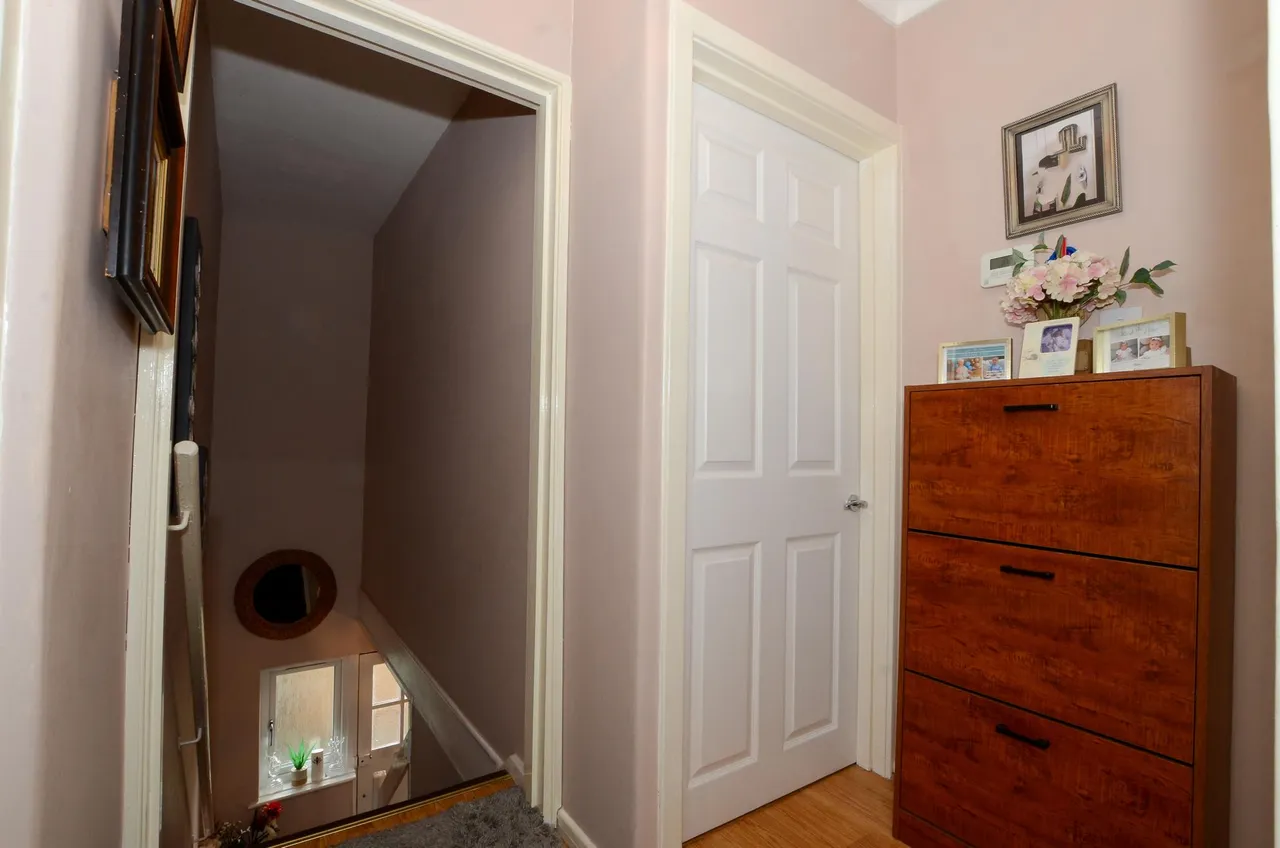 Halsey Place, Watford, WD24, photo 12