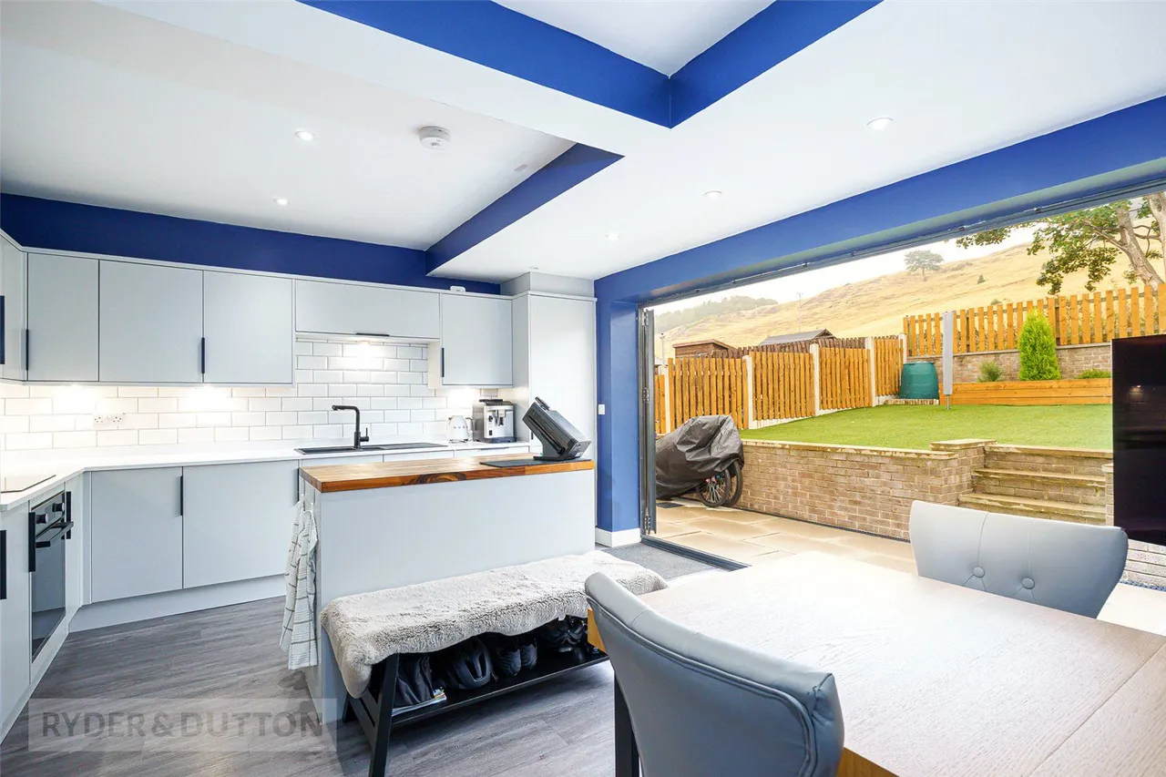 Kinder Avenue, Cowlersley, HD4, photo 4