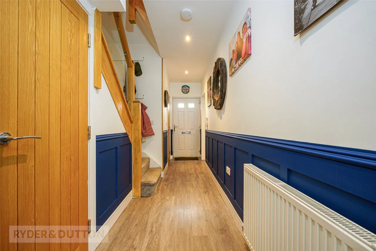 Kinder Avenue, Cowlersley, HD4, photo 8