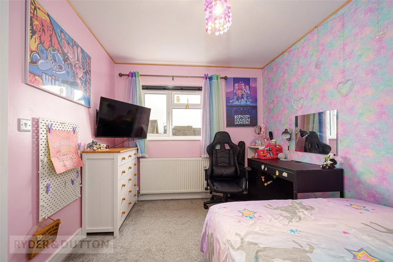 Kinder Avenue, Cowlersley, HD4, photo 13