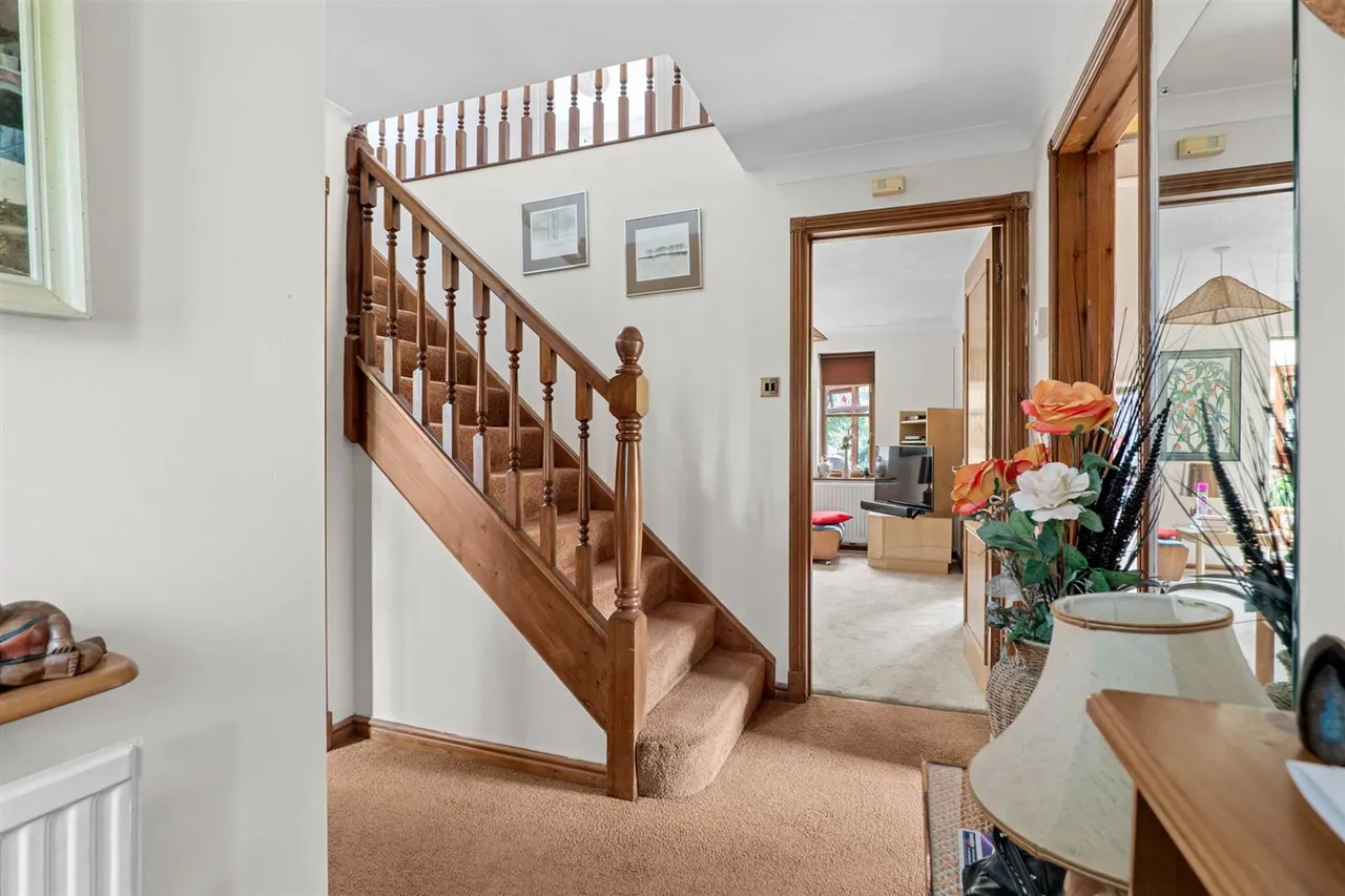 St. James Close, Harvington, WR11, photo 6