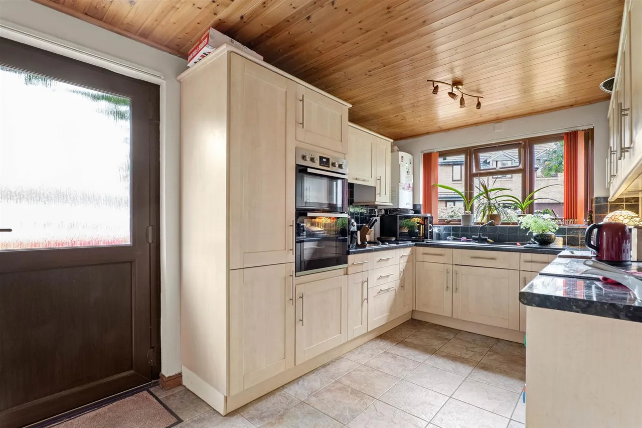 St. James Close, Harvington, WR11, photo 5