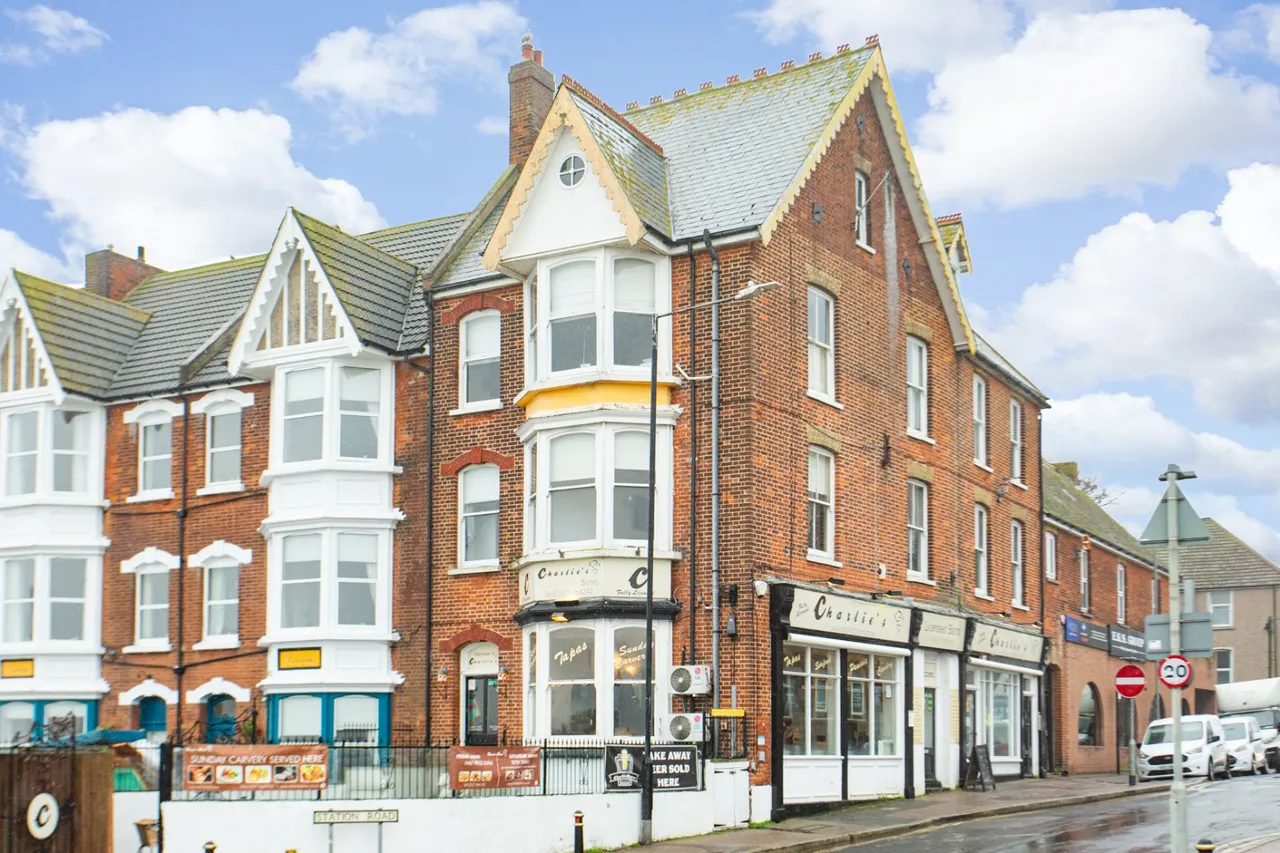 1 bed flat for sale, Station Road, Herne Bay, CT6