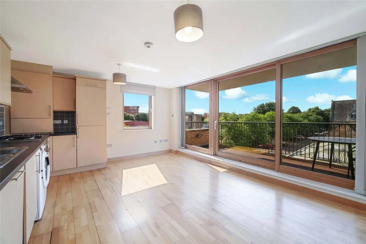 St. Valentine Terrace, GLASGOW, Lanarkshire, G5, photo 3