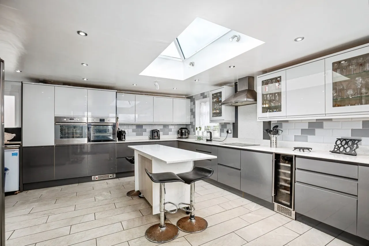 Lady Road, Blaenporth, SA43, photo 5